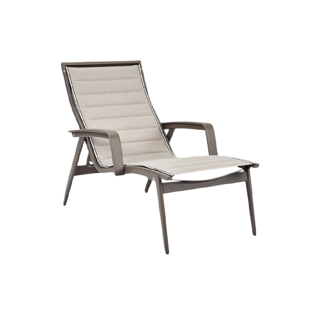 **Chaise longue en aluminium avec coussin en tissu résistant**